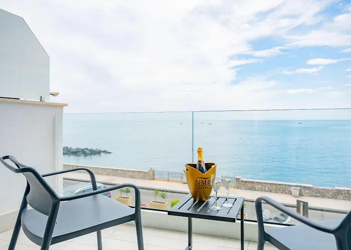 Naxos Marina Bay Bed & Breakfast Giardini Naxos