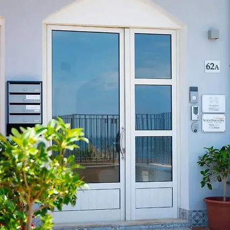 Naxos Marina Bay B&B