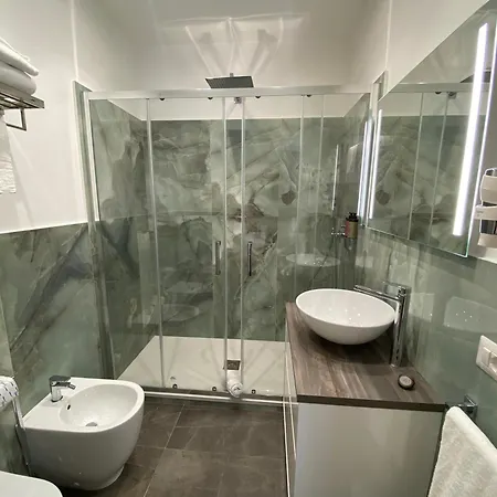 Naxos Marina Bay B&B *