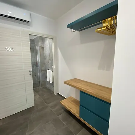 B&B Naxos Marina Bay