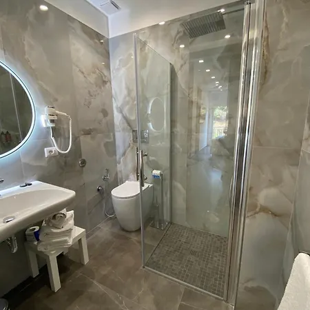 Naxos Marina Bay גיארדיני נאקסוס