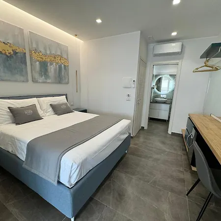 فندق مبيت وإفطار Naxos Marina Bay 4*