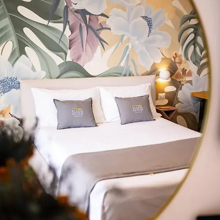 Oda ve Kahvaltı Naxos Marina Bay 4*