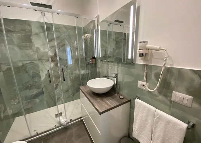 Naxos Marina Bay Bed & Breakfast 4*